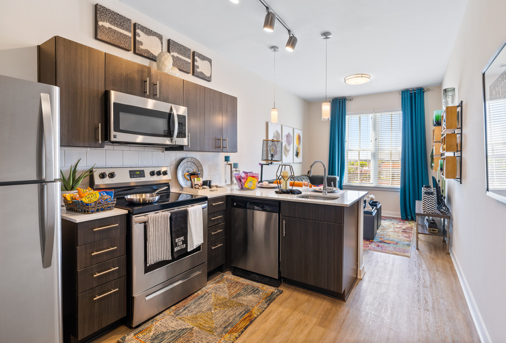 hoffler place apartments near college of charleston full kitchen stainless steel appliances