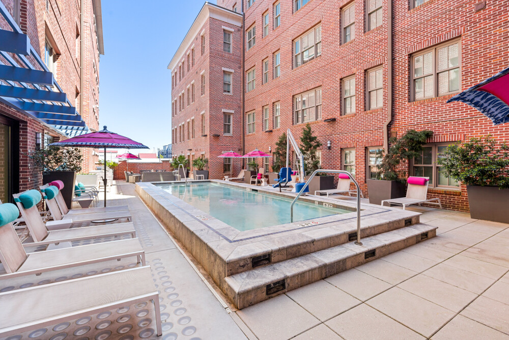 hoffler place apartments near college of charleston resort style pool